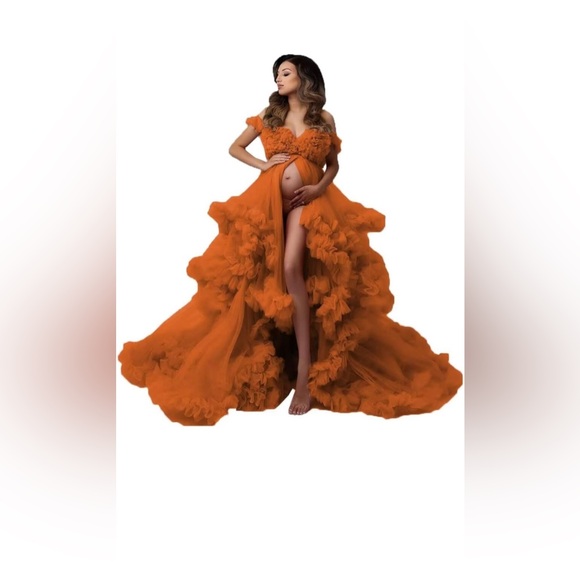 Amazon Dresses & Skirts - Woman’s maternity puffy dress/robe